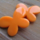 Grote vlinder kinderkraal oranje