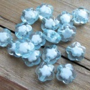 bead in bead bloemkraal blauw
