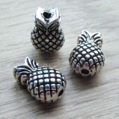 Metalen kraal ananas