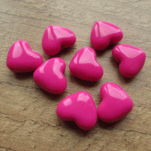 Hartje kraal roze kunststof