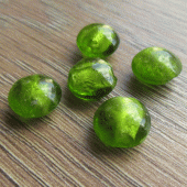 plat-ronde-groene-lampwork-kraal